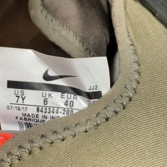 Nike Huarache Drift GS 'Olive' as 7Y - Picture 9 of 9